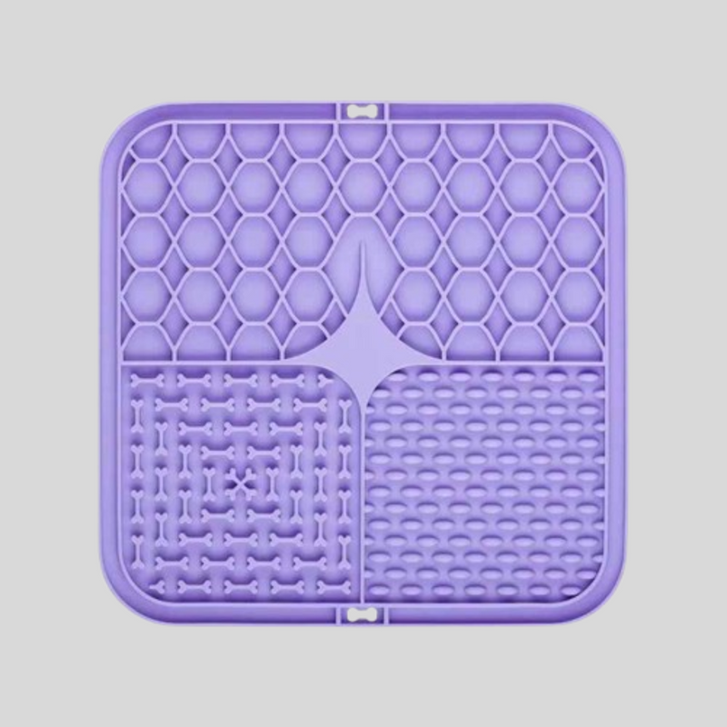 Tapete de silicone com alimentação lenta — ideal para pets ansiosos.